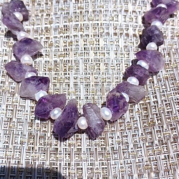 Hand Crafted Jewelry - NWOT.Beautiful amethyst  and fresh water pearl necklace